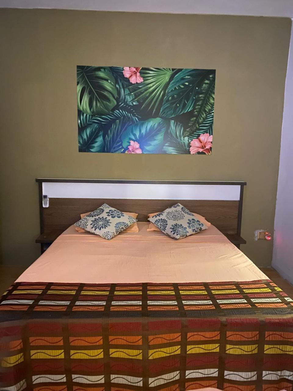 Royal Residency Hotel Plaine Magnien Bagian luar foto