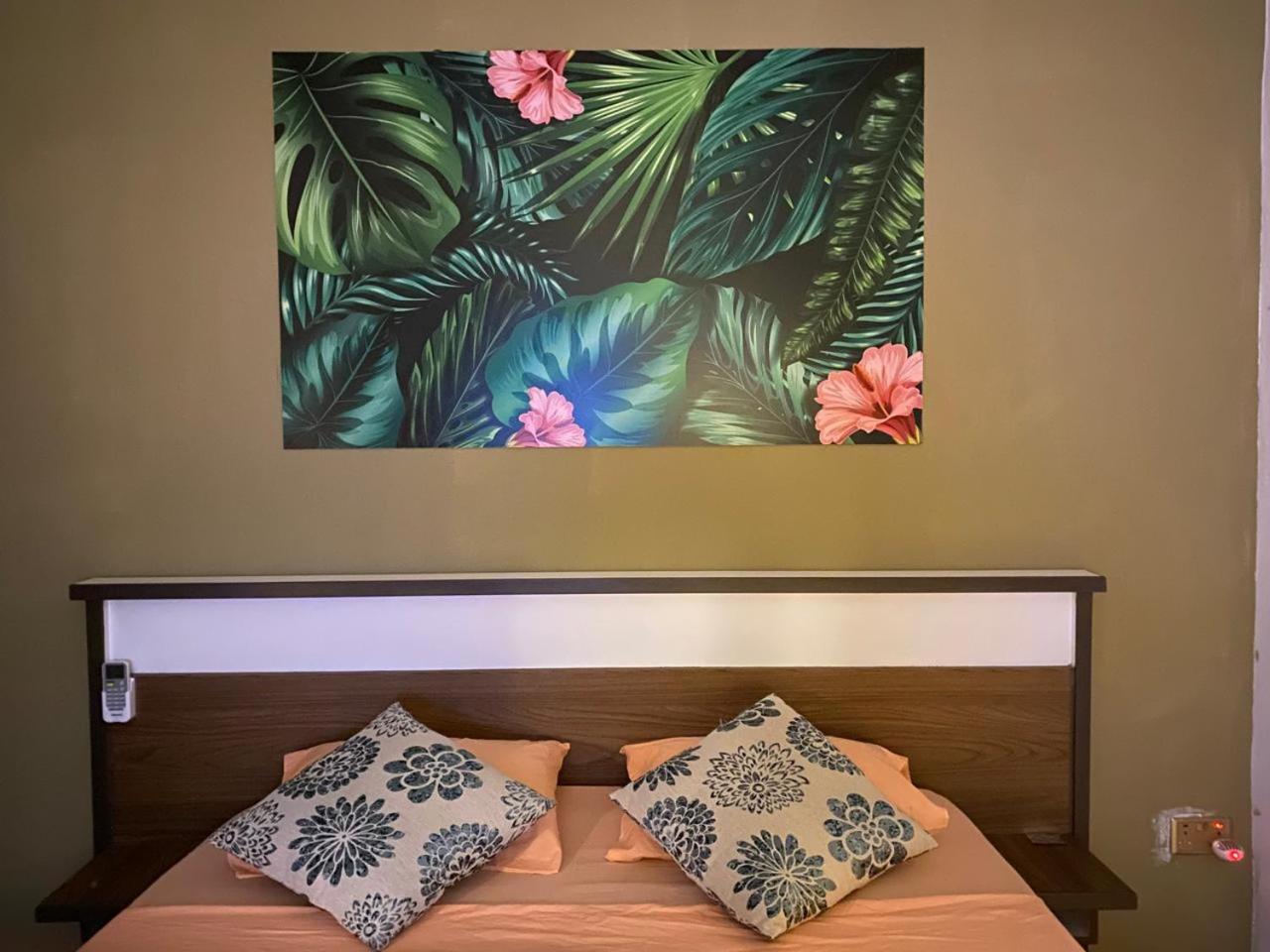 Royal Residency Hotel Plaine Magnien Bagian luar foto
