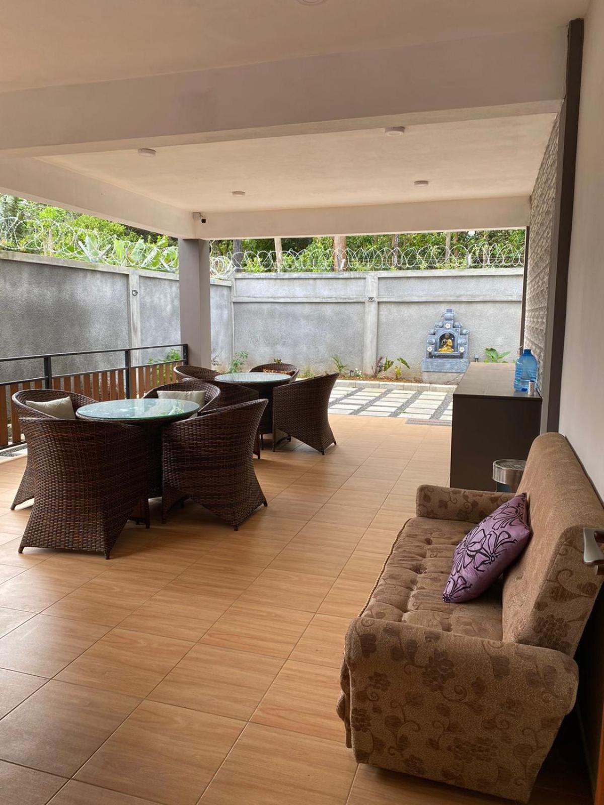 Royal Residency Hotel Plaine Magnien Bagian luar foto