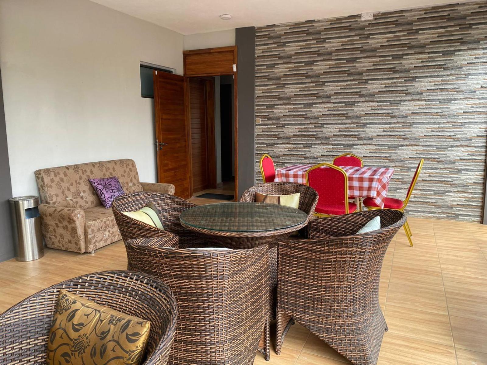 Royal Residency Hotel Plaine Magnien Bagian luar foto