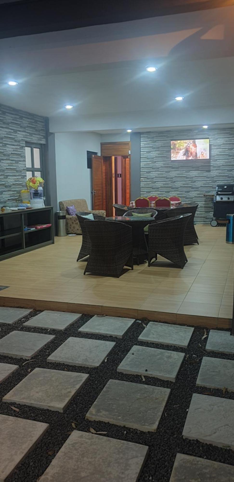 Royal Residency Hotel Plaine Magnien Bagian luar foto
